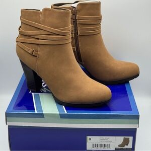 White Mountain Spade Ankle Booties Chestnut Brown 8M